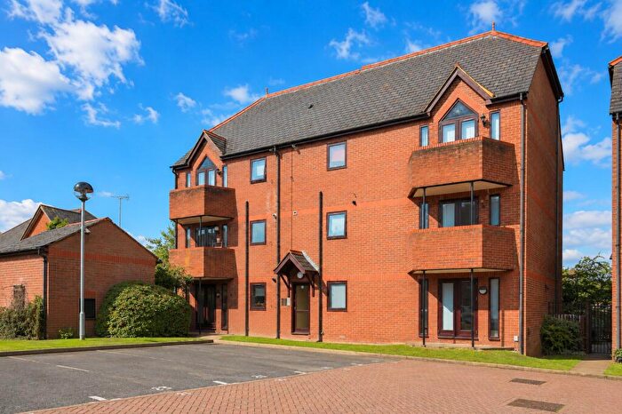 1 Bedroom Apartment To Rent In Ashtree Court, Granville Road, St Albans, Hertfordshire, AL1
