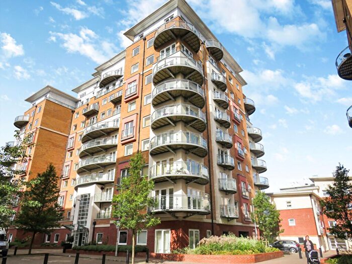 2 Bedroom Flat For Sale In Winterthur Way, Basingstoke, Hampshire, RG21