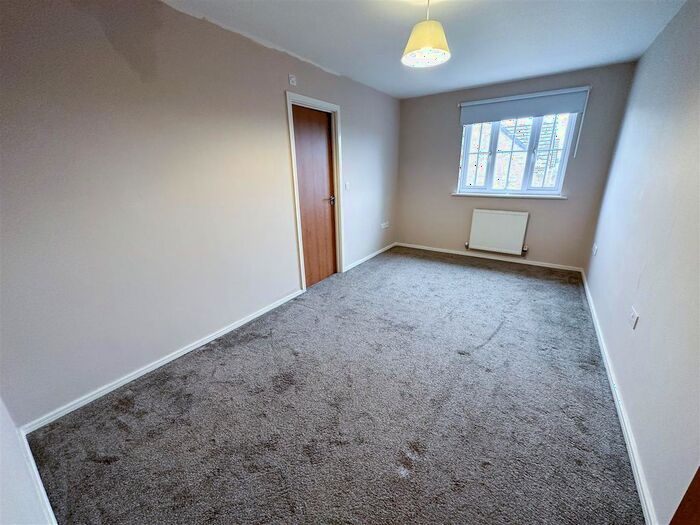 2 Bedroom Flat To Rent In Primrose Place, Doncaster, DN4