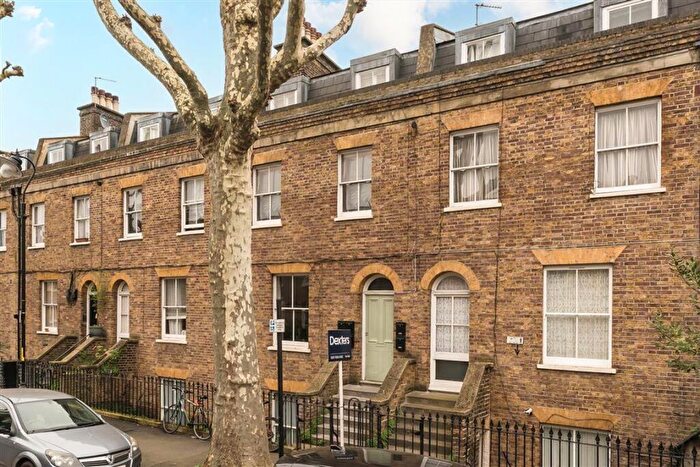2 Bedroom Flat For Sale In Grosvenor Terrace, Camberwell, SE5