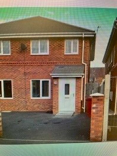 3 Bedroom Semi-Detached House To Rent In Lancaster Avenue, Prescot L35