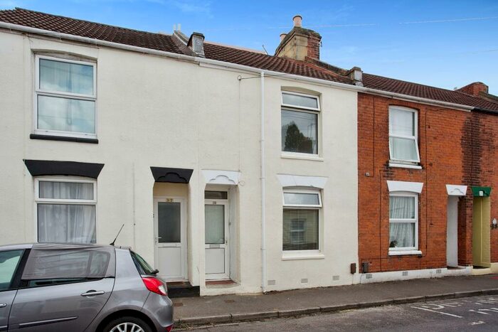 2 Bedroom House To Rent In Cobden Street, Gosport, PO12