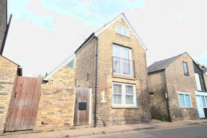 1 Bedroom House To Rent In Felton Street Cambridge, CB1