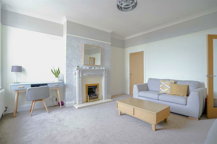 3 Bedroom Terraced House To Rent In Lansdowne Close, Burnley, BB11
