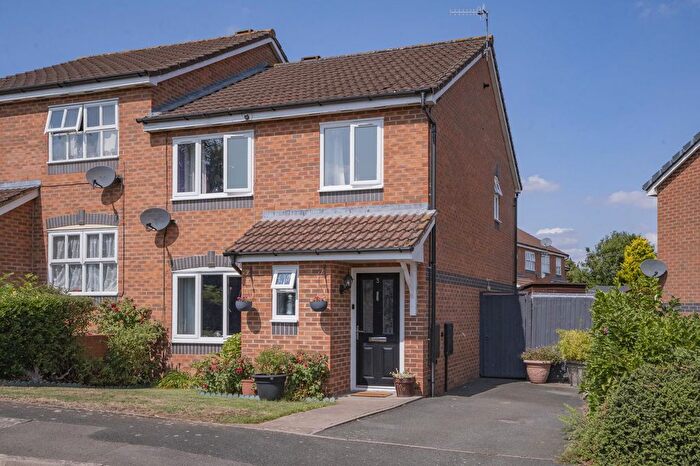 3 Bedroom Semi-Detached House For Sale In Russell Close, Malvern, WR14