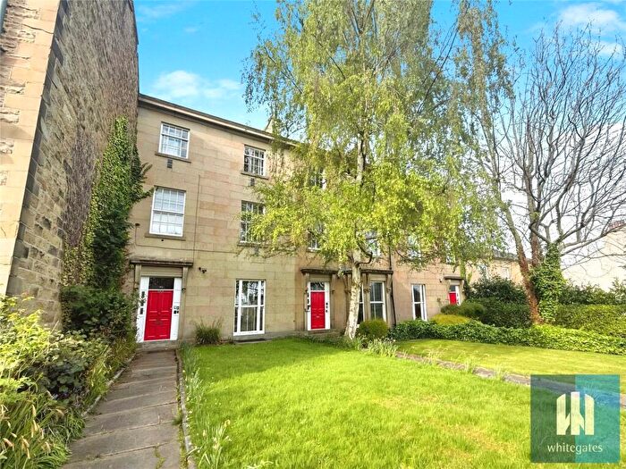1 Bedroom Apartment To Rent In Belgrave Terrace, Off New North Road, Huddersfield, HD1