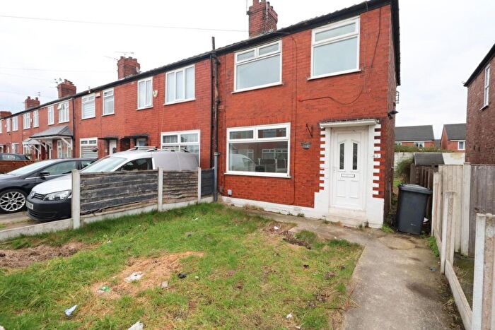 3 Bedroom End Of Terrace House For Sale In Lulworth Road, Eccles, M30