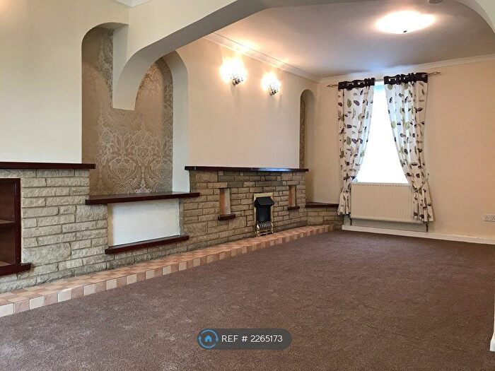 3 Bedroom Semi-Detached House To Rent In Park Street, Ammanford, SA18