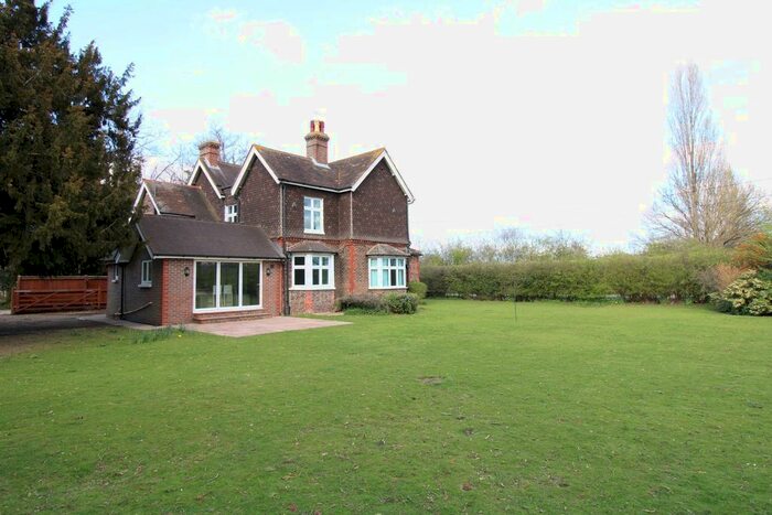 5 Bedroom Detached House To Rent In Lowfield Heath, Crawley, West Sussex, RH11