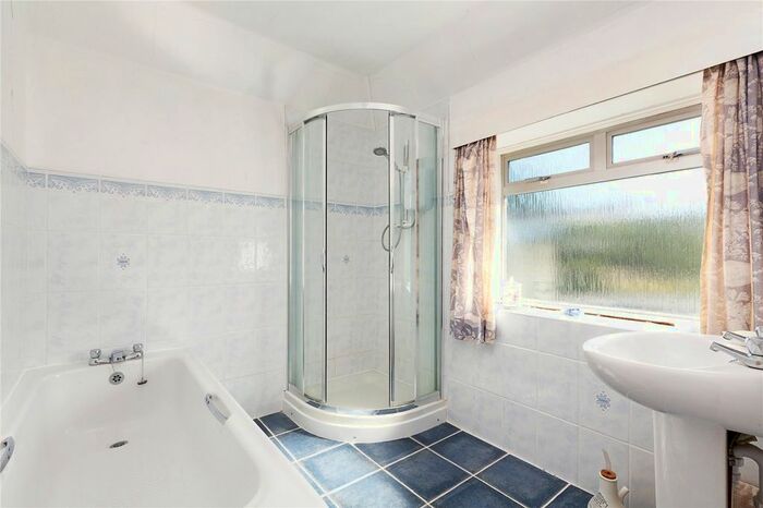 4 Bedroom Detached House For Sale In Vine Avenue, Sevenoaks, Kent, TN13