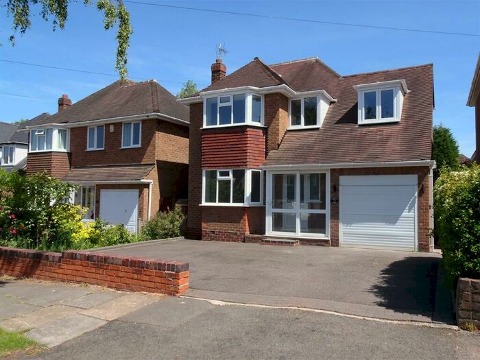 4 Bedroom Detached House To Rent In Longdon Drive, Four Oaks, Sutton Coldfield, B74
