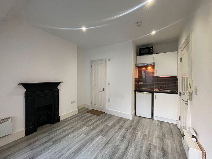 Studio To Rent In Church Road, Hove, BN3
