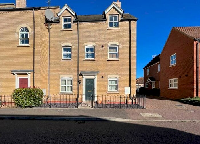 1 Bedroom Flat To Rent In Christie Drive, Hinchingbrooke, Huntingdon, PE29