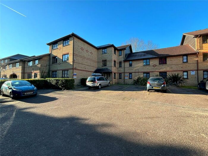 1 Bedroom Apartment To Rent In Hickory Close, London, N9