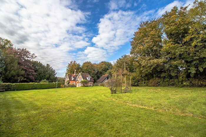 4 Bedroom Detached House For Sale In The Crooked Billet, Tichborne, Alresford, SO24