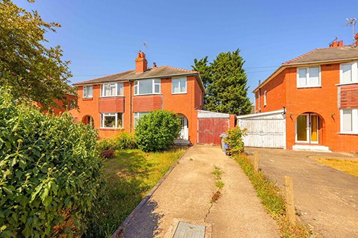 3 Bedroom Semi-Detached House For Sale In Langrick Road, Boston, PE21