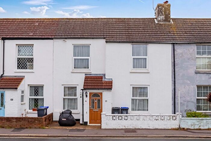 2 Bedroom Cottage For Sale In Freshbrook Road, Lancing, BN15