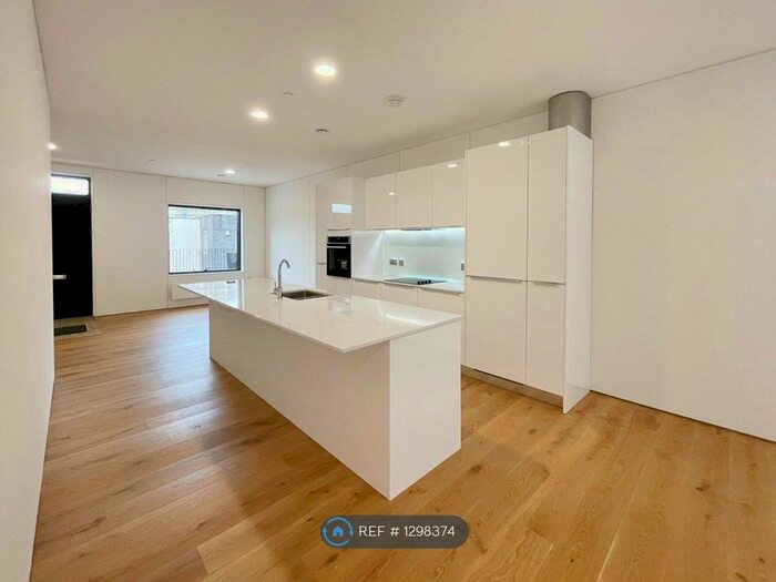 4 Bedroom Terraced House To Rent In Guest Street, Manchester M4