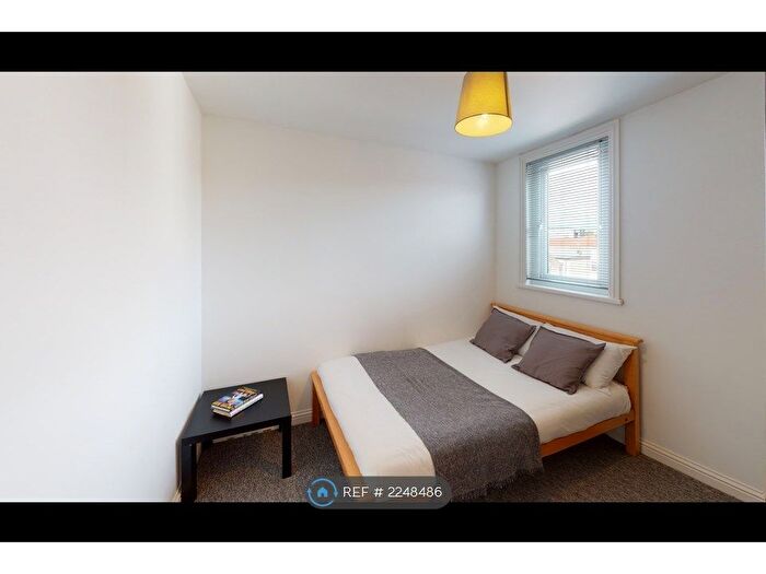 9 Bedroom Terraced House To Rent In Fraser Road, Southsea, PO5