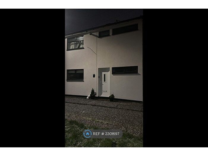 3 Bedroom Terraced House To Rent In Blandford Drive, Manchester, M40