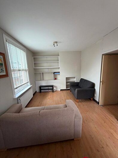 1 Bedroom Apartment To Rent In Kilburn High Road, London, NW6