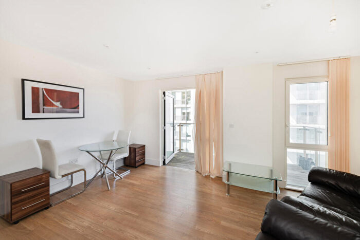 1 Bedroom Flat To Rent In Tilston Bright Square, SE2