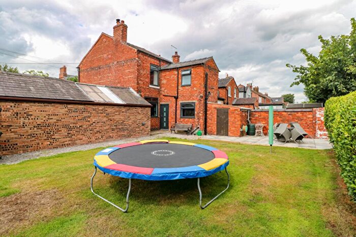2 Bedroom Semi-Detached House For Sale In New Street, Haslington, Crewe, CW1