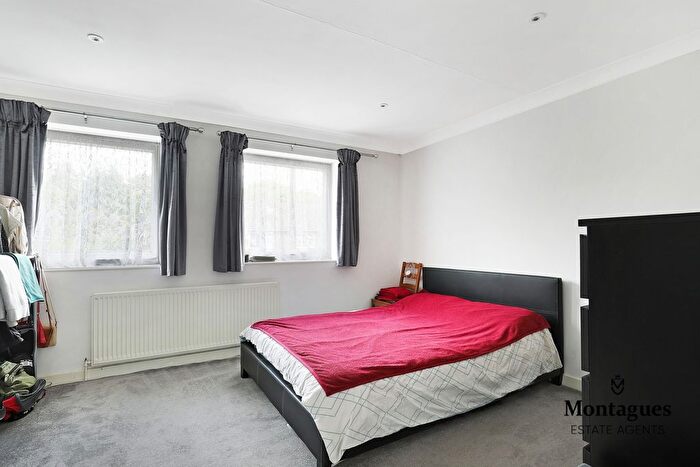 1 Bedroom Flat To Rent In Kendal Avenue, Epping, CM16