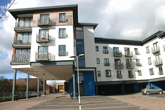 1 Bedroom Flat To Rent In Smiths Flour Mill, Wolverhampton Street, Walsall, WS2