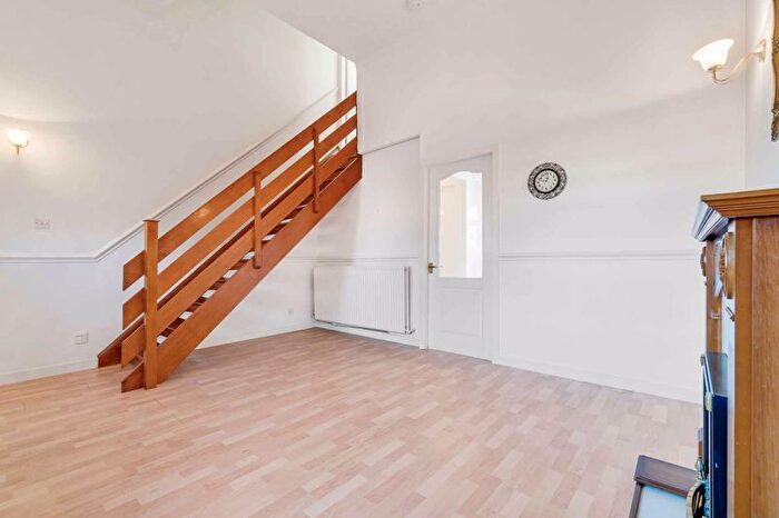1 Bedroom End Of Terrace House For Sale In Hillpark Drive, Kilmarnock, KA3