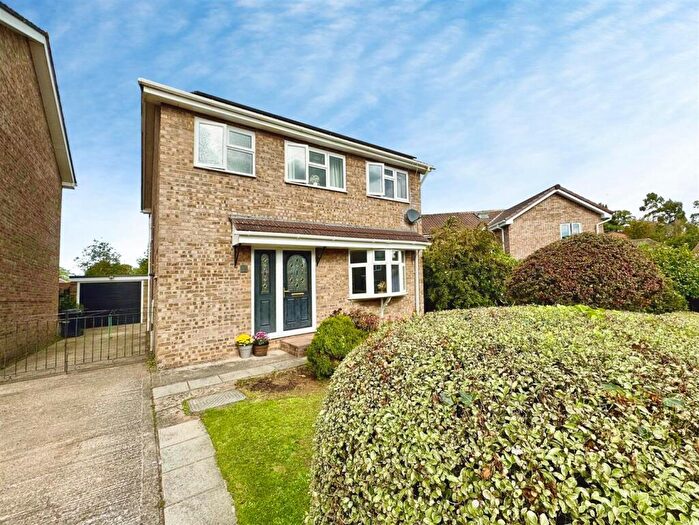 4 Bedroom Detached House For Sale In Huntfield Road, Chepstow, NP16