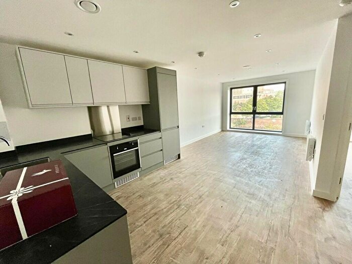 1 Bedroom Apartment To Rent In Phoenix, Saxton Lane, Leeds, LS9