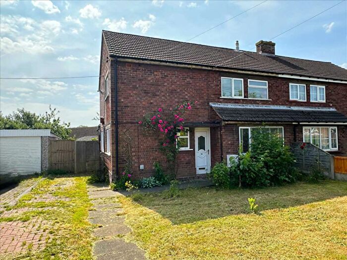 3 Bedroom Semi-Detached House To Rent In Franklin Road, Scotter, Gainsborough, DN21