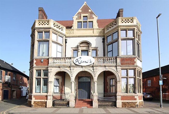 1 Bedroom Flat To Rent In Dalkeith Place, Kettering, NN16