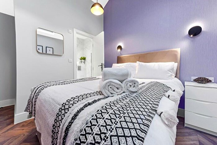 1 Bedroom Serviced Apartments To Rent In Park Lane, Hornchurch, London, RM11