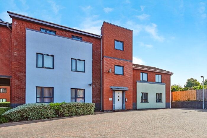 2 Bedroom Flat For Sale In Blackberry Avenue, Lichfield, WS14