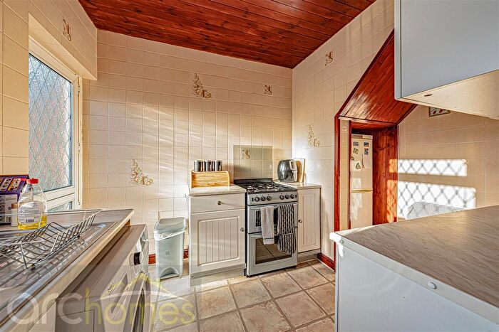 2 Bedroom Semi-Detached House For Sale In Worthing Grove, Atherton, Manchester, M46