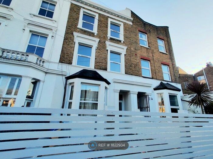 5 Bedroom Flat To Rent In Vant Road, London, SW17