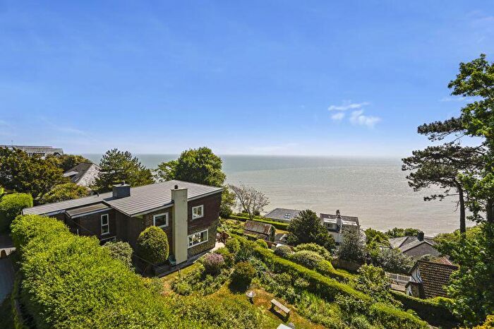 3 Bedroom Detached House For Sale In St. Margaret's Bay, CT15