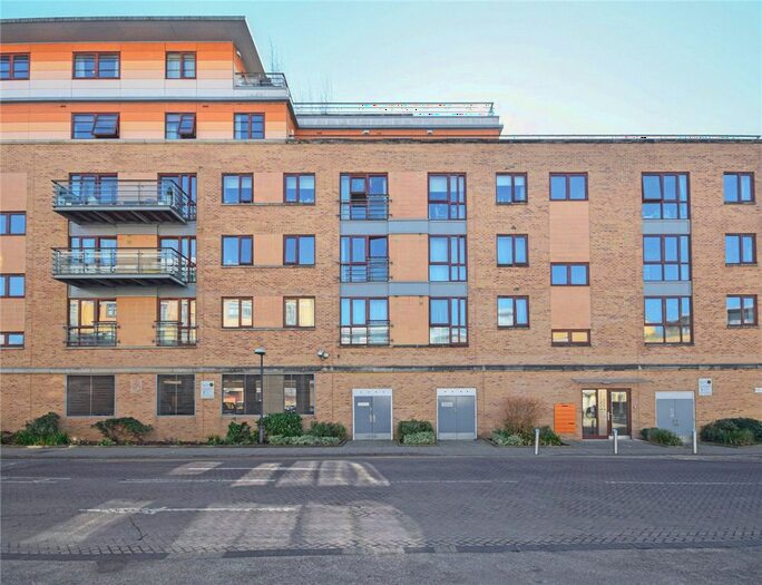 1 Bedroom Flat To Rent In Homerton House, Homerton Street, Cambridge, CB2
