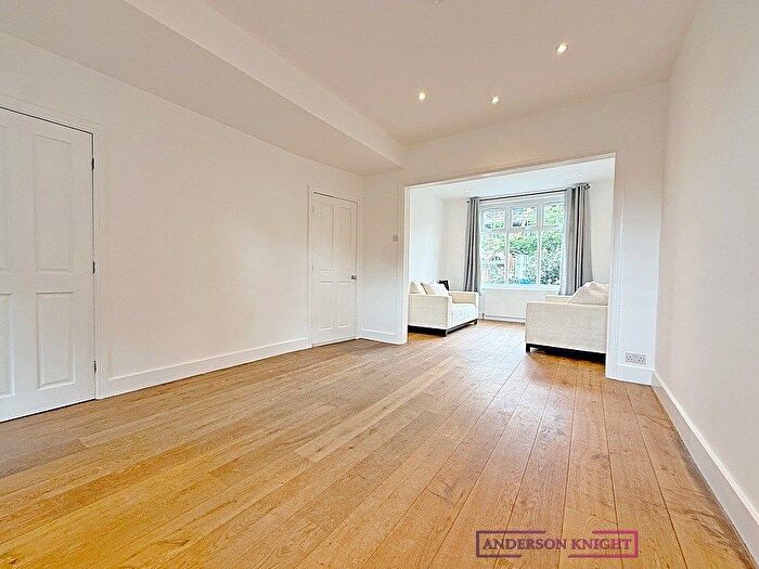 3 Bedroom Semi Detached House To Rent In Church Gardens, Ealing, W5