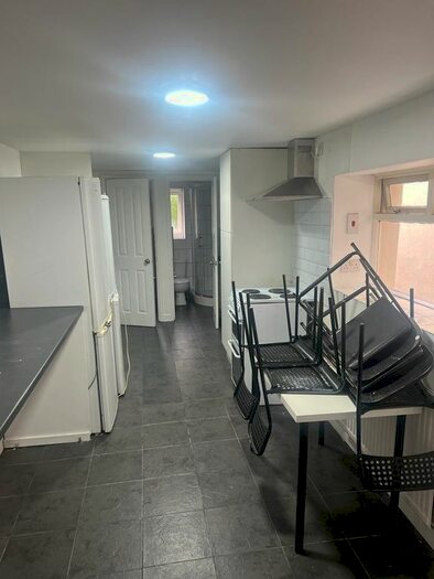 1 Bedroom Terraced House To Rent In Meteor Street, Cardiff, CF24