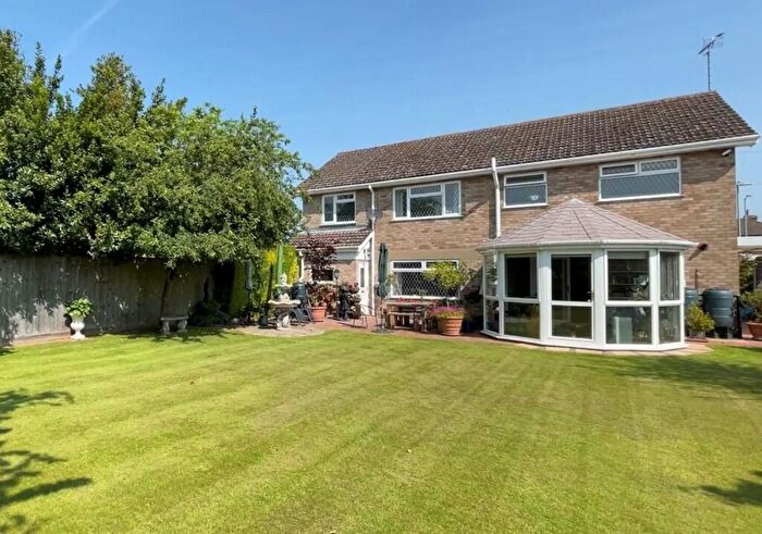 4 Bedroom Detached House For Sale In Fleet Road, Holbeach, PE12