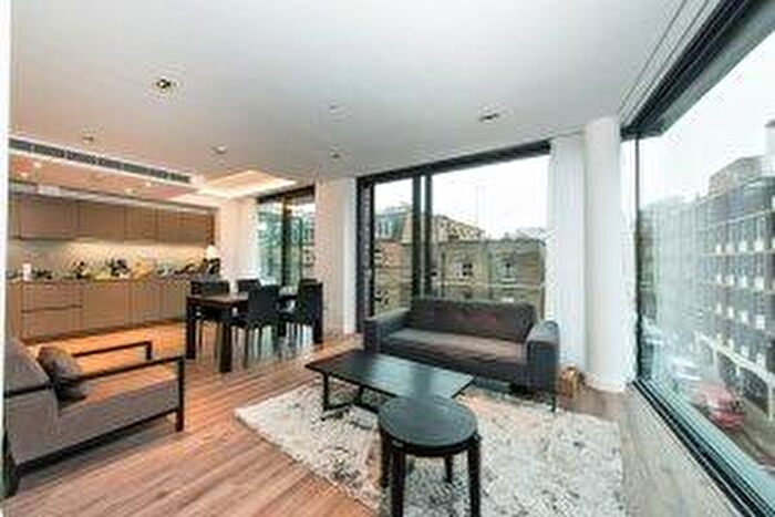 2 Bedroom Flat To Rent In Cashmere House, Goodman's Fields, Leman Street, Aldgate, London, E1