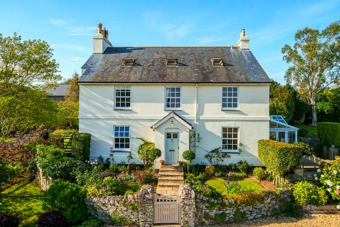 7 Bedroom Country House For Sale In Moreleigh, Totnes, TQ9