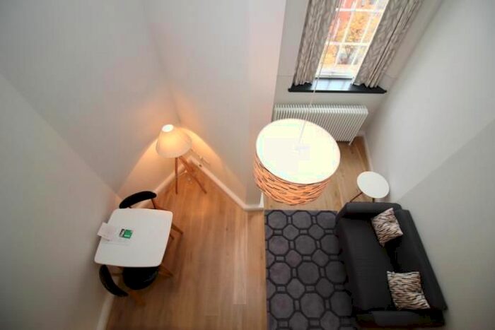 1 Bedroom Flat To Rent In Flat, Mcdonald Road, Edinburgh, EH7