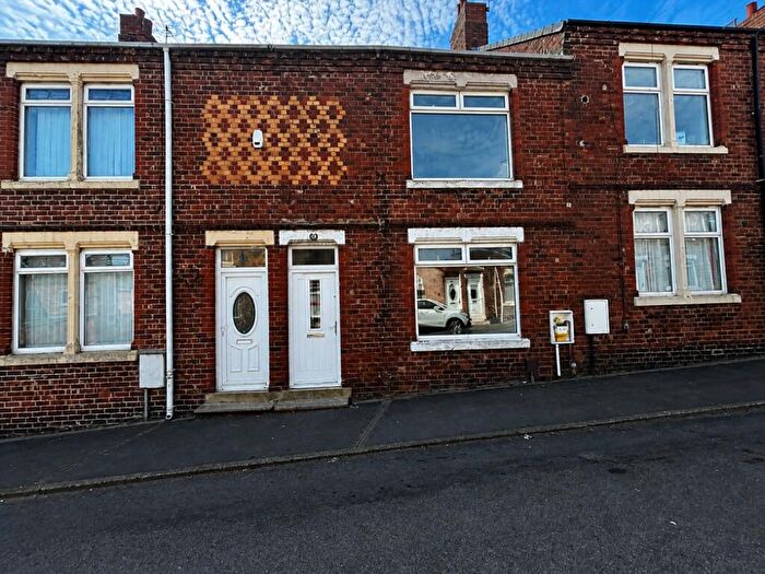 3 Bedroom Terraced House To Rent In Grant Street, Horden, SR8