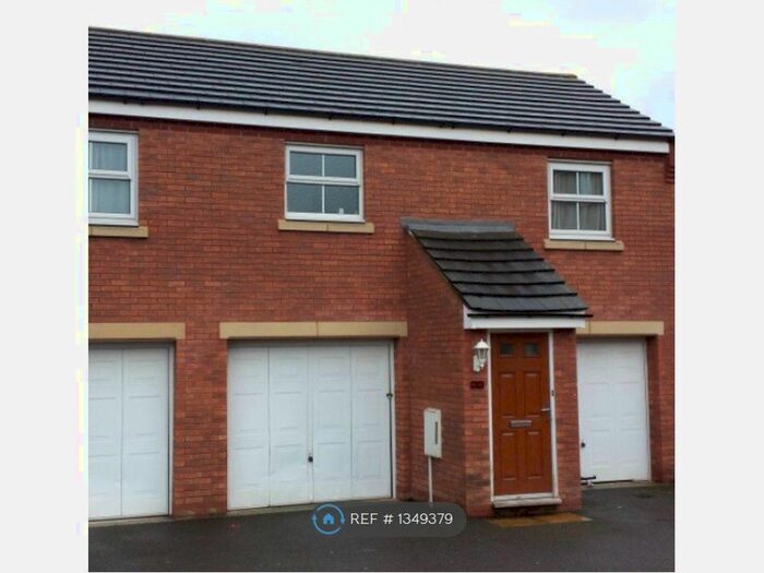 2 Bedroom Flat To Rent In New Charlton Way, Bristol, BS10