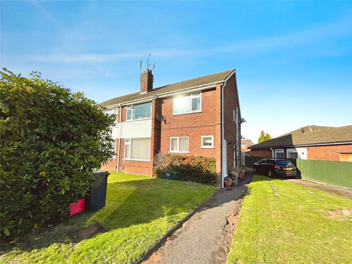 2 Bedroom Maisonette For Sale In Woodcote Avenue, Kenilworth, Warwickshire, CV8