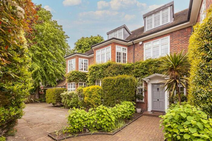 5 Bedroom Property To Rent In Longwood Drive, London, SW15